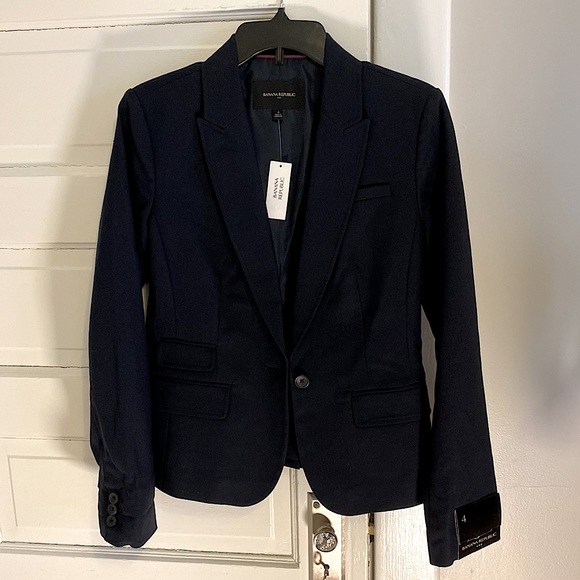 Banana Republic Factory Jackets & Blazers - Banana Republic Factory Women’s Cotton Blazer Size 4